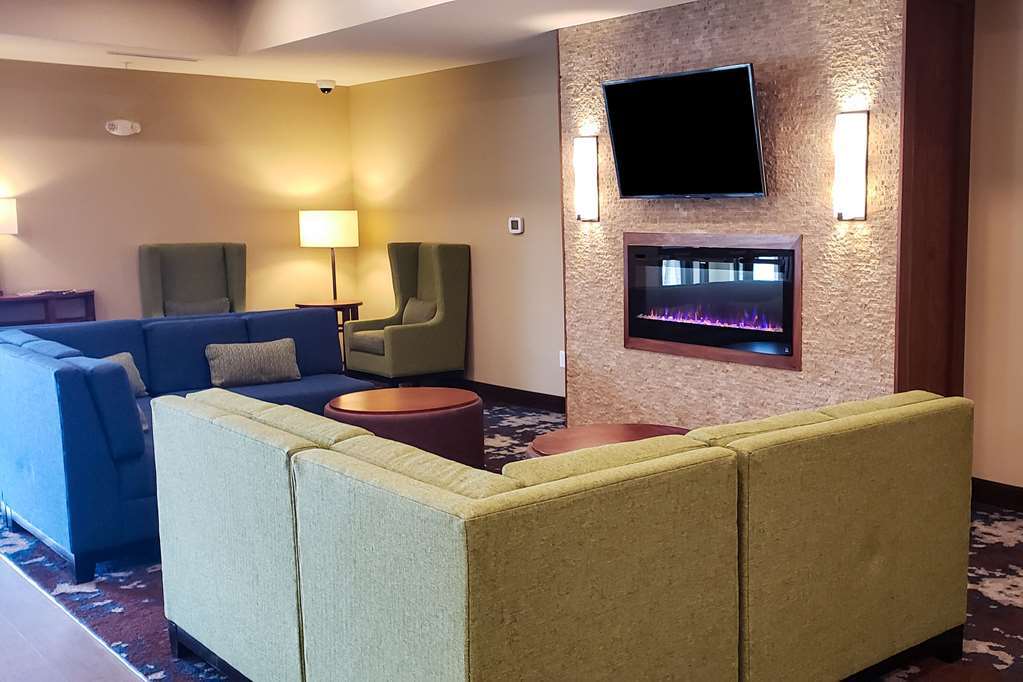 Comfort Inn & Suites Ames Near Isu Campus İç mekan fotoğraf
